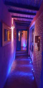 普拉Villamereu的蓝色灯屋的走廊