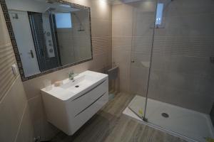 Vila Gaivota 3G的一间浴室