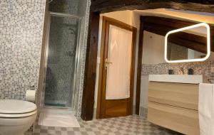 Casa Jaqueline ( Attico )的一间浴室