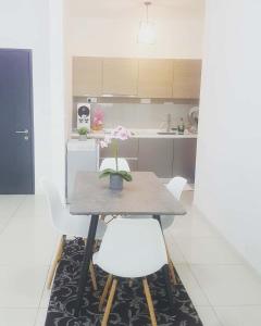 莎阿南Cityview Homestay Seksyen 13 Shah Alam, Aeon Mall, Stadium, I-City的相册照片