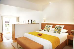 Augusta Eco Wellness Resort 4 Superior客房内的一张或多张床位