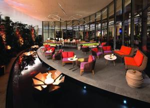 Vdara Hotel & Spa at ARIA Las Vegas by Suiteness餐厅或其他用餐的地方