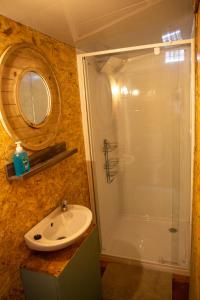 Blyde Africa- Cottage的一间浴室