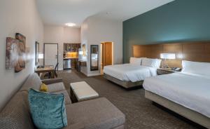 贝敦Staybridge Suites Houston East - Baytown, an IHG Hotel的相册照片