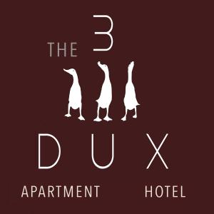圣巴巴拉The 3 Dux的黑白的标牌,有三个企鹅