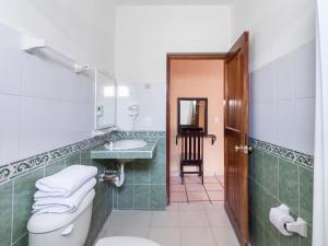 Hotel Costa Azul的一间浴室