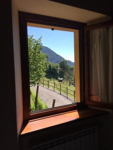 卡斯蒂戈隆·迪特尔沃阿格里图里斯莫塔林托尼拉奎耶特酒店的享有田野景致的窗户
