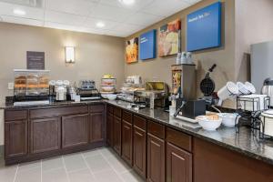 HeathComfort Inn & Suites Columbus East的相册照片