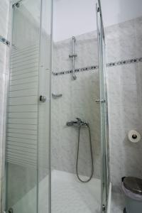 狄奥尼索酒店的一间浴室