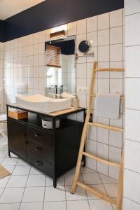 Sleepwell Apartment - Klostersuite的一间浴室
