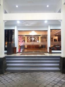 Hotel Sofia Juanda Surabaya大厅或接待区