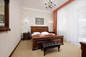 布里斯托尔spa酒店客房内的一张或多张床位