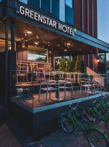 GreenStar Hotel Jyväskylä餐厅或其他用餐的地方