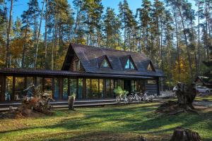 FilippovichiForest hut Stariy Prud的相册照片