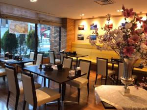 Hotel Crown Hills Kamaishi餐厅或其他用餐的地方