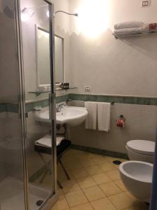 Amalfitano Apartments的一间浴室