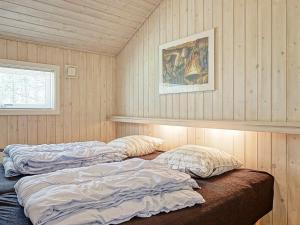 斯皮兹嘉德Four-Bedroom Holiday home in Nexø 14的相册照片