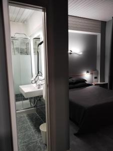 拉维尼塔酒店的一间浴室