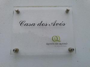 七城Sete Cidades Quinta Da Queiró的墙上的卡萨图标