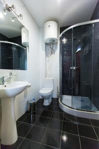 克卢姆巴公寓酒店的一间浴室