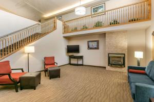 Comfort Inn Worland Hwy 16 to Yellowstone的休息区