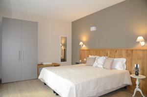 COSTA DEL GARDA - Lazise客房内的一张或多张床位