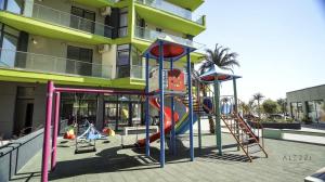 北马马亚-讷沃达里Deko Apartments Alezzi Beach Mamaia的相册照片