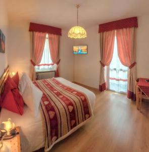 圣马蒂诺-迪卡斯特罗扎加尼苏西酒店的相册照片