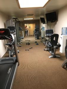 维斯塔海市蜃楼度假酒店的健身中心和/或健身设施