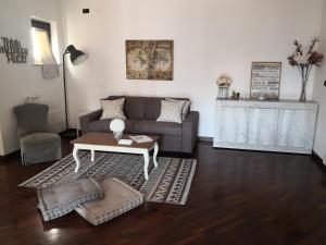 Perugino Apartments的休息区