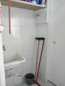 Riviera Massaguaçu 23的一间浴室