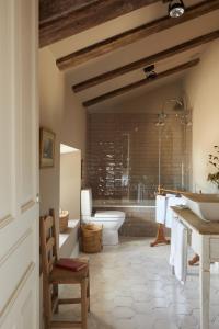 Hotel Caserio Aldeallana的一间浴室