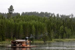 Rustika strandstugor utanför Rättvik平面图