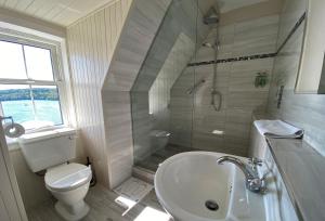 西方岛屿酒店的一间浴室