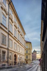 布拉格Smetanovo nábřeží 26 - Riverview Old Town Apartment的相册照片