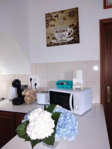 Casa dos Valentes的厨房或小厨房