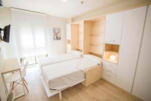 平托Apartamentos Plaza de Santiago - Estudios Turisticos - 1 LLAVE的相册照片