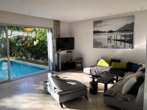 卡萨布兰卡Villa moderne avec piscine, front de mer的相册照片