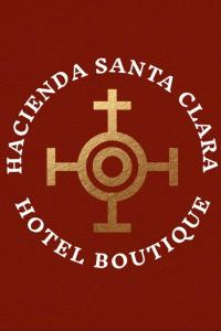JantetelcoHacienda Santa Clara, Morelos, Tenango, Jantetelco的一件红色衬衫,上面标有桑塔克拉拉联合精品店的标志