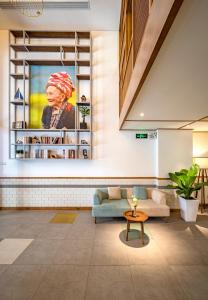 Icon Saigon - LifeStyle Design Hotel的休息区