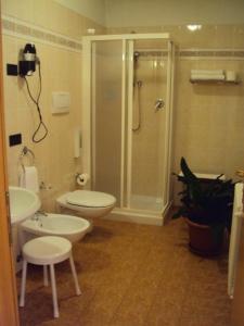 HOTEL La Locanda的一间浴室