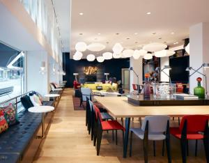 citizenM Zürich餐厅或其他用餐的地方