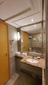 Lets Idea Brasília Hotel的一间浴室