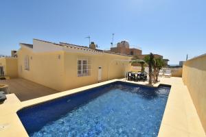 阿桂拉斯Villa Bonita en Aguilas Murcia con piscina privada的相册照片