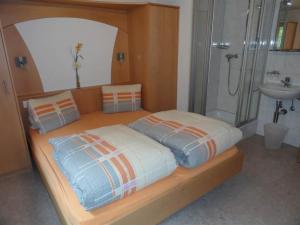 Apartment Antrona by Interhome客房内的一张或多张床位