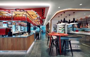 citizenM Geneva酒廊或酒吧区