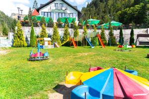 特拉斯吉拉斯皮斯科内格鲁旅馆的儿童游玩区