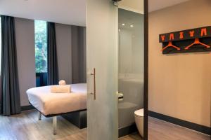 伦敦easyHotel London City Shoreditch的相册照片