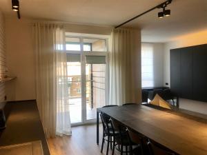 第聂伯罗Stylish 1 bedroom studio near Most City的相册照片