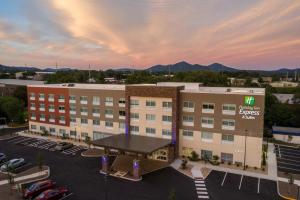 罗阿诺Holiday Inn Express & Suites - Roanoke – Civic Center的相册照片